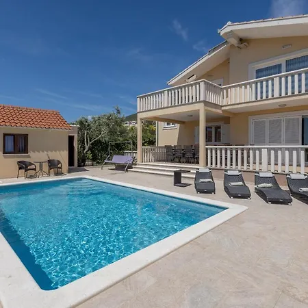 Вилла Iva Private Pool