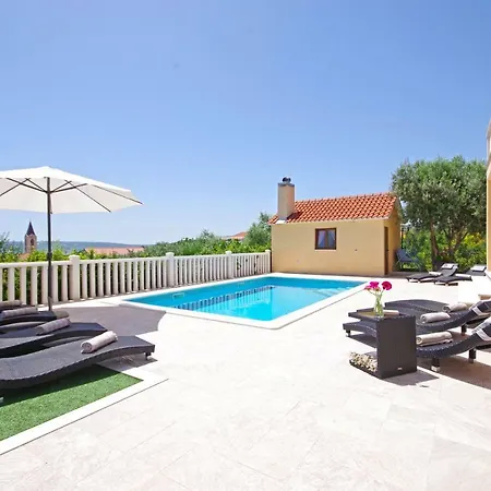 Iva Private Pool *