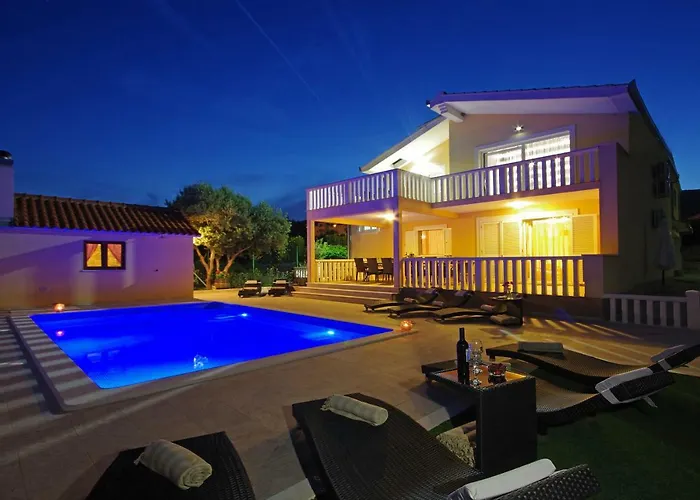 Iva Private Pool Vila *