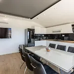 Iva Private Pool * Kaštel Novi
