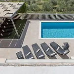 Iva Private Pool