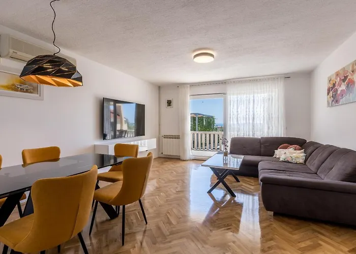 Iva Private Pool Villa Kaštel Novi