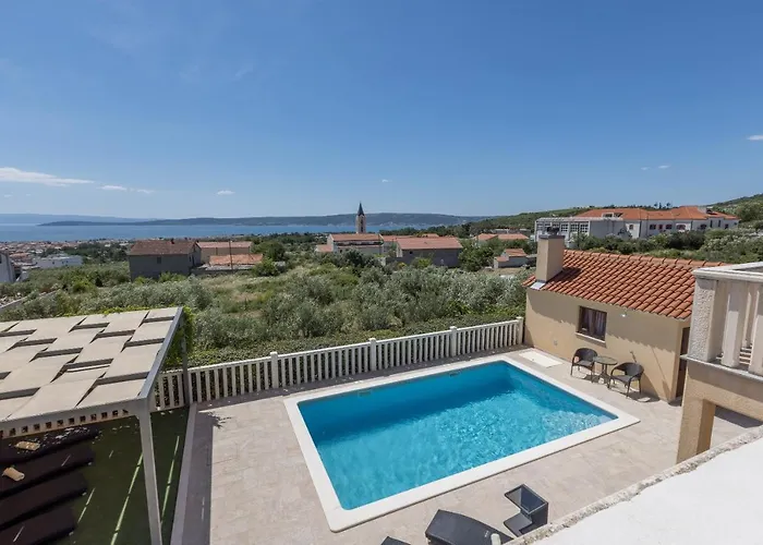 Iva Private Pool Villa Kaštel Novi